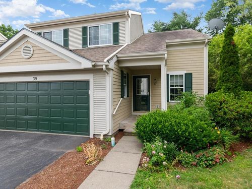 39 Fox Run Rd, Essex, VT, 05452-2676 | Card Image