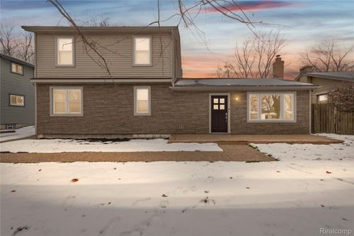 24342 Wick Rd, Taylor, MI, 48180-3306 | Card Image