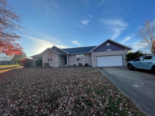 4501 N 16th St, Ozark, MO, 65721-7644 | Card Image