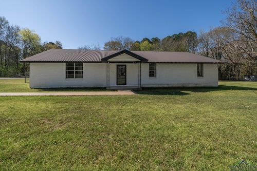 2318 Page Rd, Longview, TX, 75601-8526 | Card Image