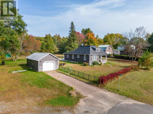 12476 60 Highway, North Algona Wilberforce, ON, K0J1X0 | Card Image