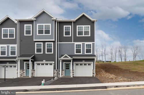 166 Highpoint Park Dr, PLEASANT GAP, PA, 16823-9671 | Card Image
