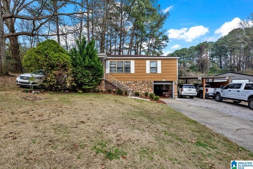 637 Callahan Rd, Birmingham, AL, 35215-8101 | Card Image