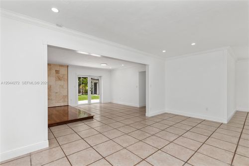 9030 Sw 184th Ter, Cutler Bay, FL, 33157-7064 | Card Image