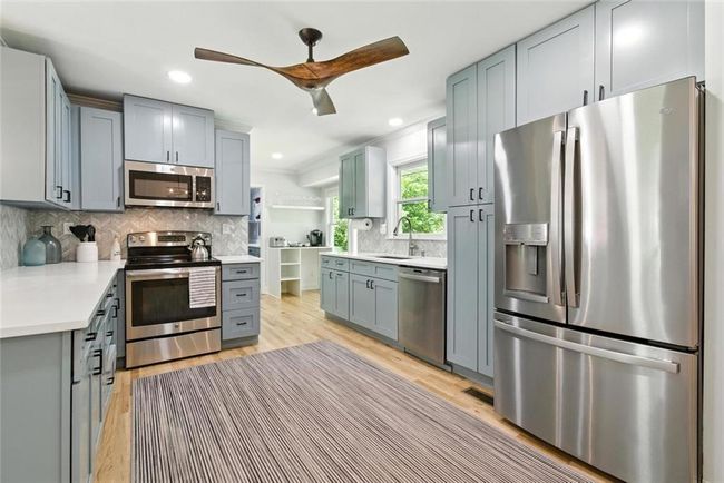 184 Cold Creek Dr, House other with 3 bedrooms, 2 bathrooms and 5 parking in Alpharetta GA | Image 11