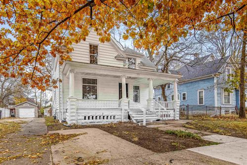 1516 5th St, ROCKFORD, IL, 61104-4805 | Card Image