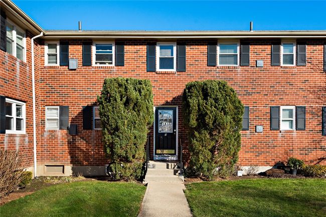 UNIT-712 - 70 Carroll Ave, Condo with 2 bedrooms, 1 bathrooms and 2 parking in Newport RI | Image 9