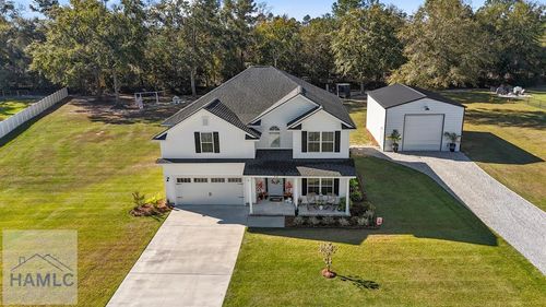 818 Kaitlyn Ave, Odum, GA, 31555-7192 | Card Image