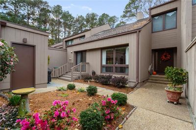 125 Harrops Glen, House attached with 2 bedrooms, 2 bathrooms and null parking in Williamsburg VA | Image 1