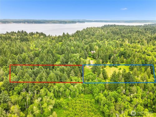 7418 Grayhawk Ln Ne, Olympia, WA, 98516-9332 | Card Image