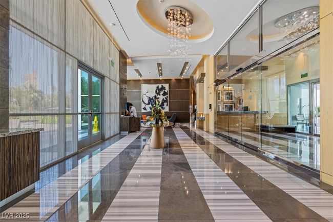 UNIT-3005 - 222 Karen Ave, Home with 1 bedrooms, 2 bathrooms and 1 parking in Las Vegas NV | Image 39