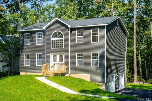 677 Marsh Road, Fallsburg, NY, 12738 | Card Image