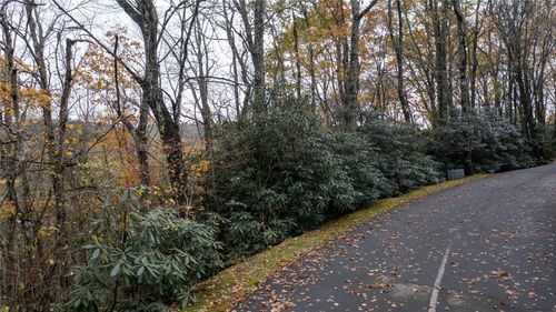 10 Sassafras Ct, Highlands, NC, 28741-9316 | Card Image