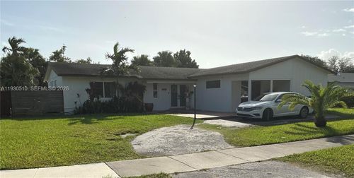 9700 Sw 189th St, Cutler Bay, FL, 33157-7841 | Card Image