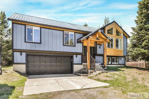 4222 Grand View Rd, Island Park, ID, 83429-7716 | Card Image