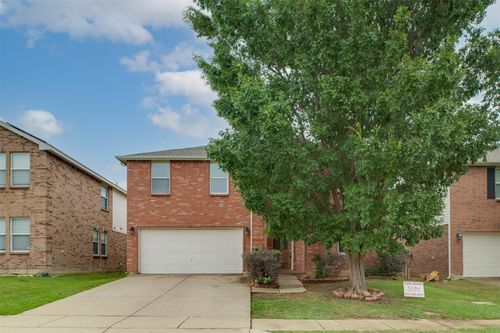 7644 Indigo Ridge Dr, Fort Worth, TX, 76131-5108 | Card Image