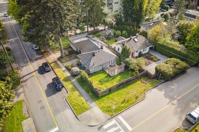 1404 Fulton Avenue, House other with 3 bedrooms, 2 bathrooms and 4 parking in West Vancouver BC | Image 27