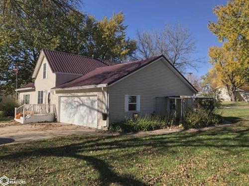 313 E 3rd St, Arthur, IA, 51431-7702 | Card Image