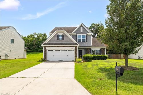 3540 Lamplight Way, High Point, NC, 27265-1580 | Card Image