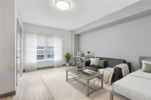 2810-258B Sunview St, Waterloo, ON, N2L0H7 | Card Image
