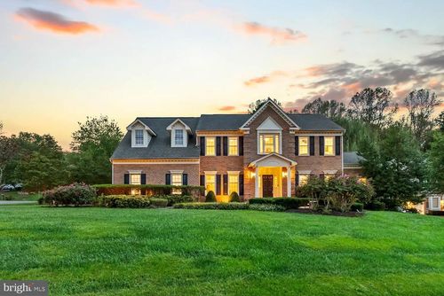 11910 Crayton Ct, Herndon, VA, 20170-2453 | Card Image