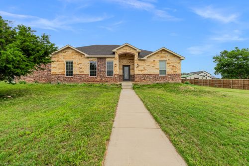 5585 Justine Pl, Fort Worth, TX, 76126-6353 | Card Image