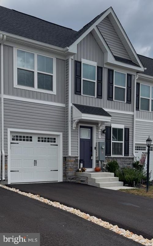 85 Bibury St, MARTINSBURG, WV, 25405-4306 | Card Image