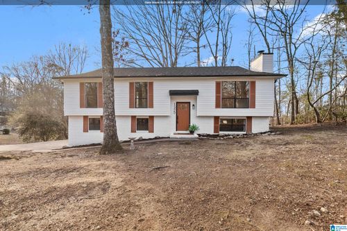 125 Mountain Pkwy, MAYLENE, AL, 35114-6049 | Card Image