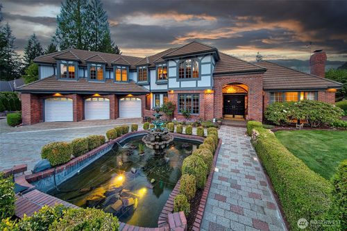 21031 49th Ave Se, Bothell, WA, 98021-7979 | Card Image