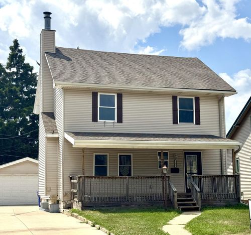 7412 22nd Ave, Kenosha, WI, 53143-5372 | Card Image