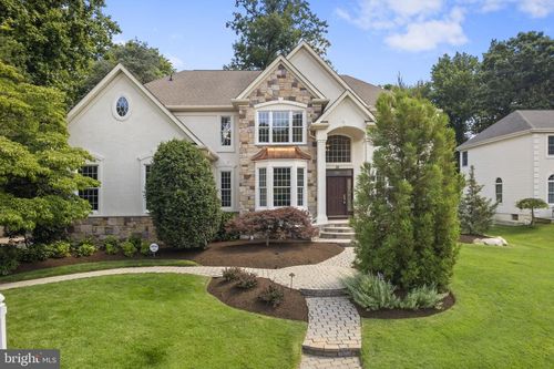 35 Stanwyck Rd, MOUNT LAUREL, NJ, 08054-4802 | Card Image