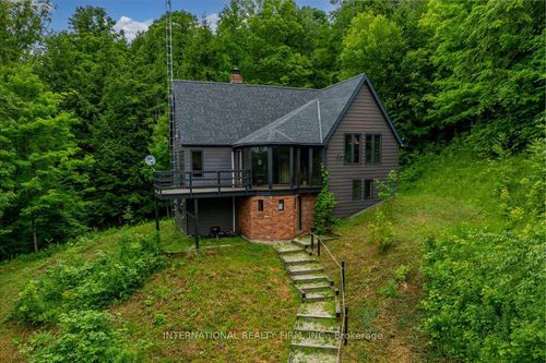 2445 Riverside Dr, Clearview, ON, L0M1G0 | Card Image