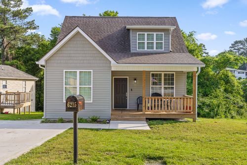 6215 Walden Ave, Chattanooga, TN, 37421-2327 | Card Image