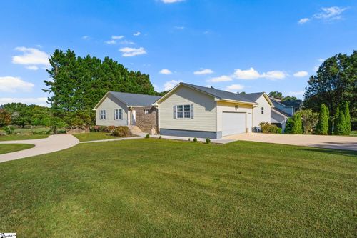 1 Sheridan Pl, Greer, SC, 29650-2661 | Card Image