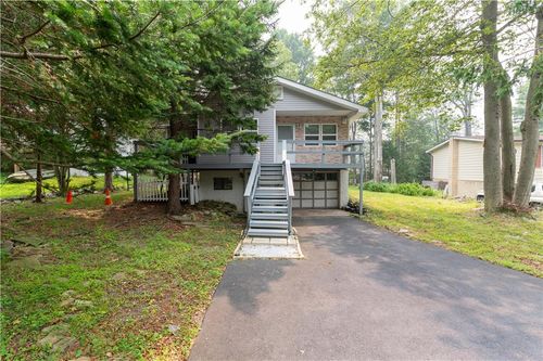 9340 Fairmount Way, Tobyhanna, PA, 18466-3849 | Card Image