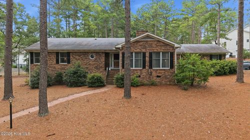 8 N Shamrock Dr, Jackson Springs, NC, 27281-9706 | Card Image