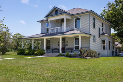 400 S Front St, Caldwell, TX, 77836-1639 | Card Image
