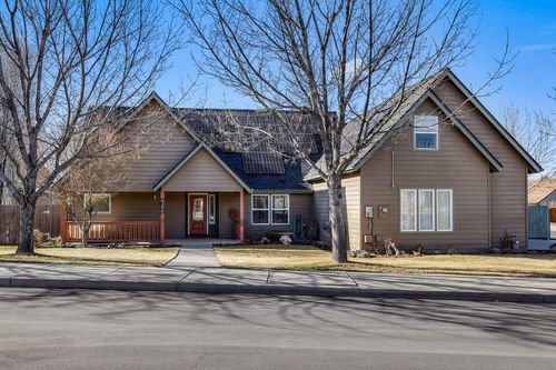 2335 Nw 21st Ct, Redmond, OR, 97756-8460 | Card Image