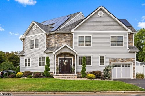 1 Crescent Pkwy, Clark, NJ, 07066-1907 | Card Image