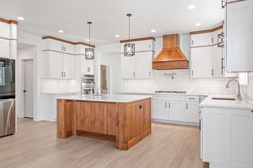 4345 Christian Dr, Missoula, MT, 59803-3594 | Card Image