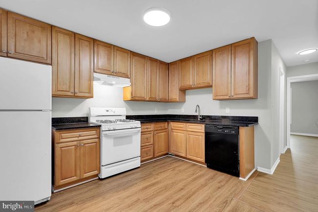 APT-202 - 866 Quince Orchard Blvd, Condo with 2 bedrooms, 1 bathrooms and null parking in GAITHERSBURG MD | Image 8