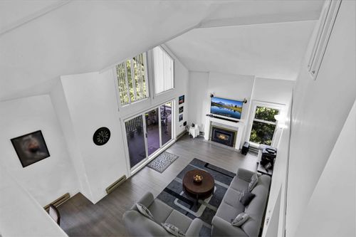 315-13918 72 Ave, Surrey, BC, V3W0T4 | Card Image