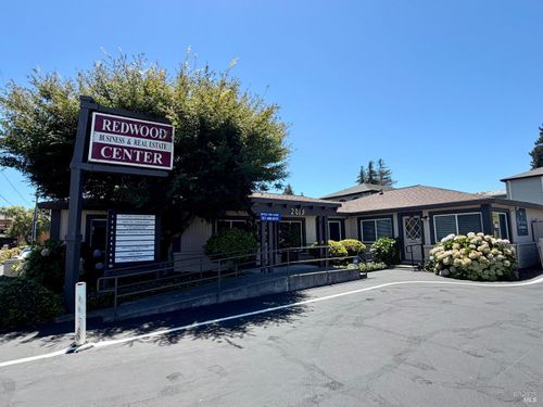 7-2015 Redwood Rd, Napa, CA, 94558 | Card Image