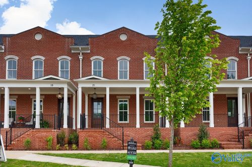 21 Eddy St Nw, Huntsville, AL, 35806-6405 | Card Image