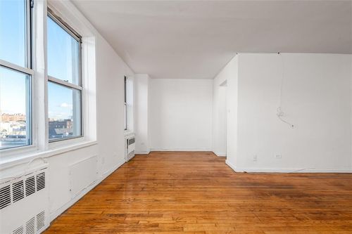 apt-5f-2035 E 7th St, Brooklyn, NY, 11223-3100 | Card Image