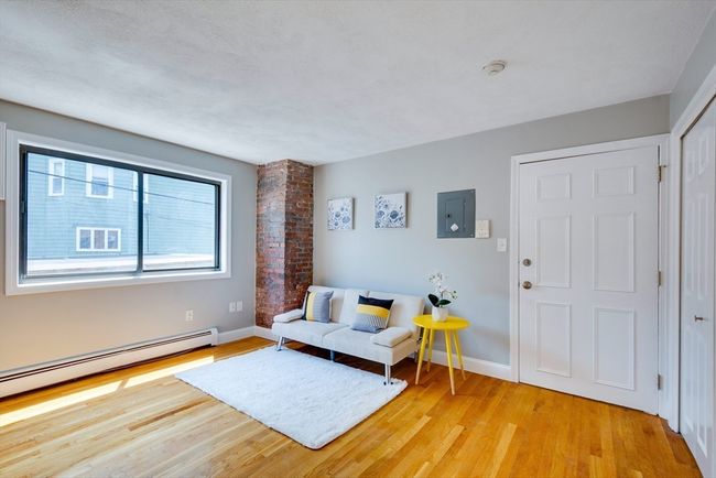 APT-6 - 7 Mortimer Pl, Condo with 1 bedrooms, 1 bathrooms and 1 parking in Somerville MA | Image 4
