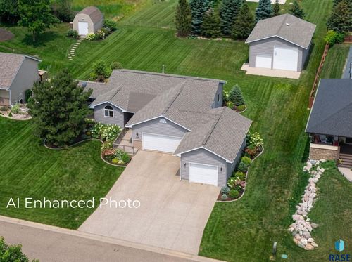 7816 W 42nd St Street, Sioux Falls, SD, 57106 | Card Image