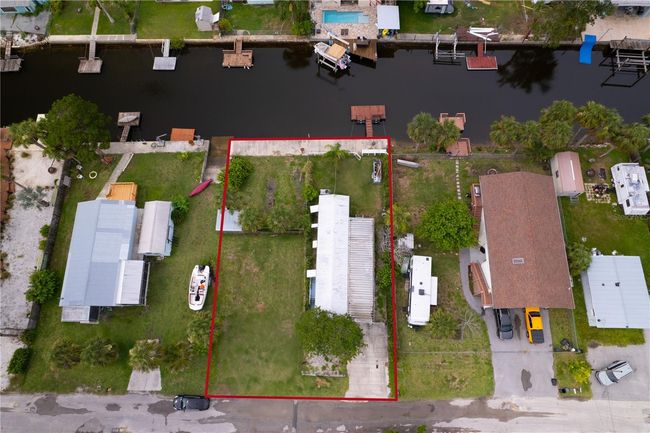 7022 Fair Ln, House other with 2 bedrooms, 2 bathrooms and null parking in HUDSON FL | Image 14
