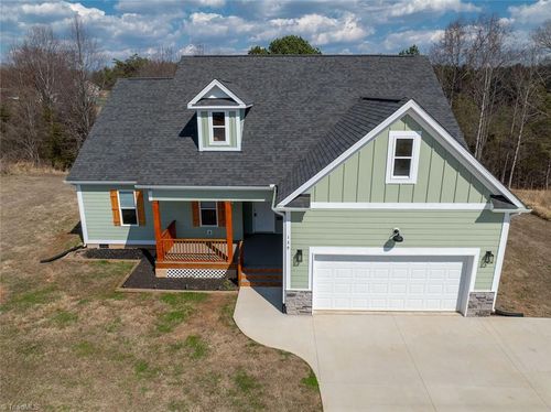 139 Old Quarry Rd, State Road, NC, 28676-8963 | Card Image