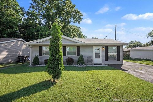 1106 Cedarview Dr, Jeffersonville, IN, 47130-6232 | Card Image